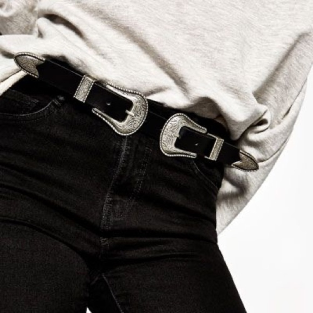 Size M Double Buckle Black Belt